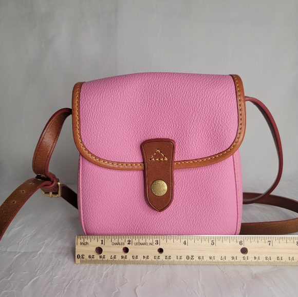Dooney & Bourke EV364 Pink Pebbled Leather Snap Flap North South Crossbody NEW - Picture 4 of 5